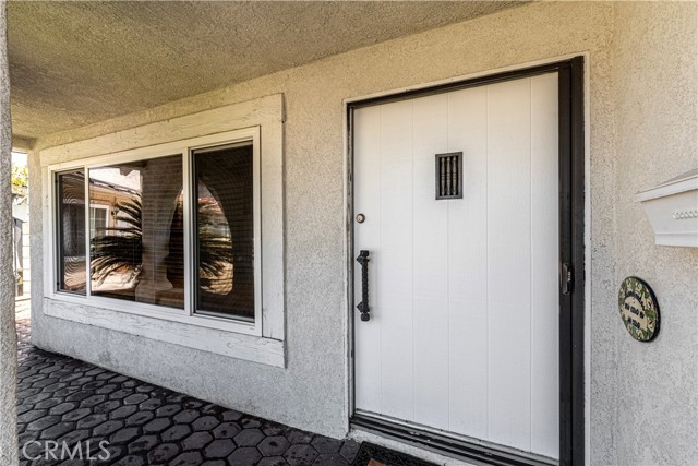Detail Gallery Image 2 of 25 For 2534 E Alki Pl, Anaheim,  CA 92806 - 3 Beds | 2 Baths