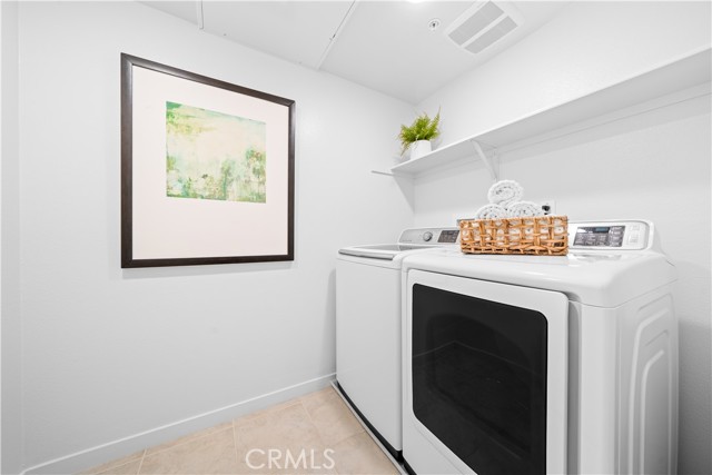 536 Cultivate, Irvine CA: https://media.crmls.org/medias/31c676aa-c1bf-4471-8218-125196d0527e.jpg