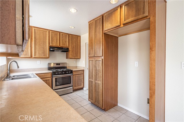 Detail Gallery Image 3 of 9 For 31759 Ave E, Yucaipa,  CA 92399 - 3 Beds | 2/1 Baths