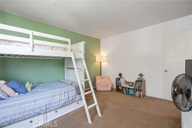 6858 John Dr, Jurupa Valley CA: https://media.crmls.org/medias/31c7d3be-6921-4235-ab80-e7abba3223c0.jpg
