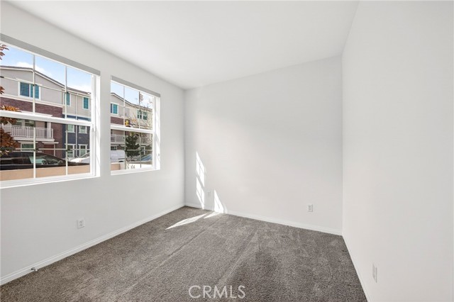 Detail Gallery Image 10 of 43 For 6982 Crimson, Buena Park,  CA 90621 - 4 Beds | 3/1 Baths