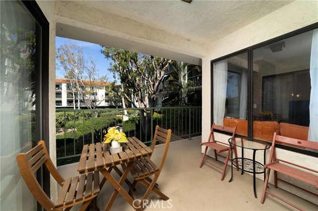 4109 Apricot Drive, Irvine CA: https://media.crmls.org/medias/31c83f90-d665-488b-9d6b-906a8e48360b.jpg
