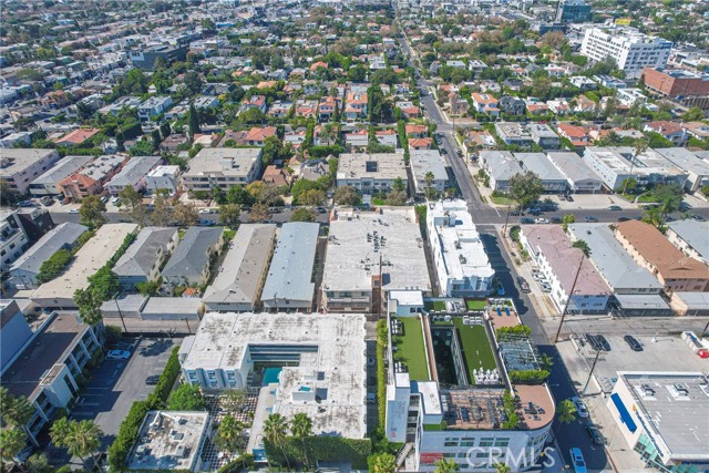 Detail Gallery Image 46 of 52 For 104 S Hayworth Ave #204,  Los Angeles,  CA 90048 - 2 Beds | 2 Baths