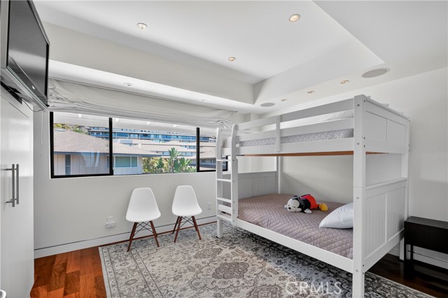 102 Blue Lagoon, Laguna Beach CA: https://media.crmls.org/medias/31c974d5-c984-4890-9afd-17ee2fd8c78d.jpg