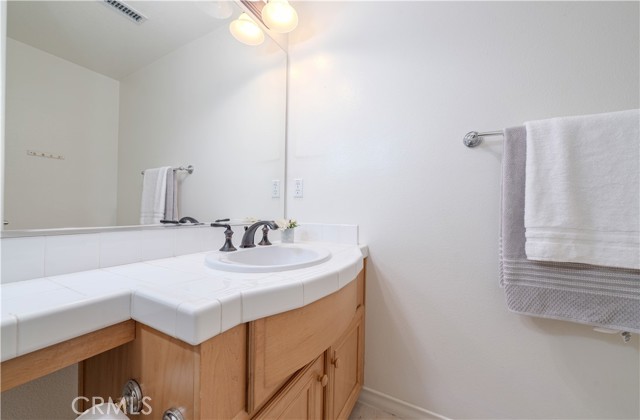 Detail Gallery Image 21 of 65 For 7371 Siena Dr, Huntington Beach,  CA 92648 - 4 Beds | 3/1 Baths