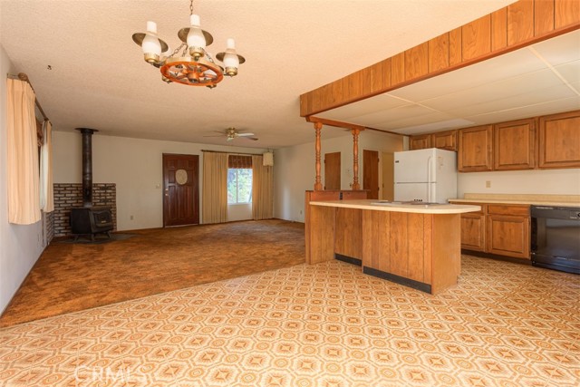 Detail Gallery Image 13 of 52 For 712 Bloomer Hill, Berry Creek,  CA 95916 - 2 Beds | 1/1 Baths
