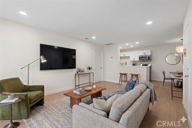 Front Image Thumbnail for CRIG26060691