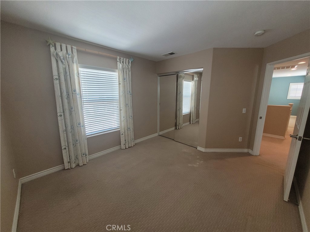 https://media.crmls.org/medias/31cb7460-76fc-4359-ab64-574aa024ff14.jpg?preset=X-Large