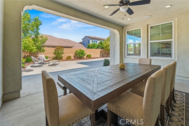 Detail Gallery Image 5 of 54 For 115 Mustard, Irvine,  CA 92618 - 4 Beds | 4/1 Baths