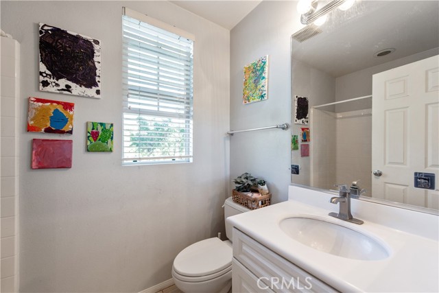 Detail Gallery Image 14 of 16 For 38 Concierto, Irvine,  CA 92620 - 2 Beds | 2 Baths