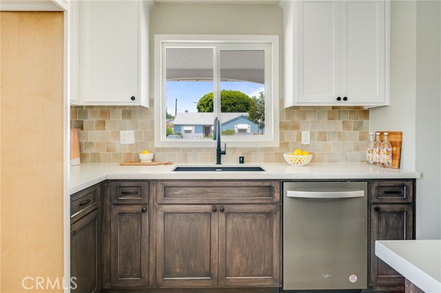 Detail Gallery Image 14 of 65 For 7909 Aldea Ave, Van Nuys,  CA 91406 - 3 Beds | 2 Baths