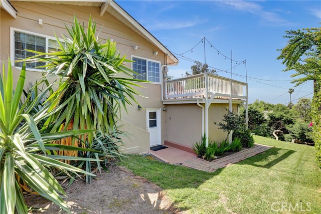 2307 Cameron Avenue, Covina CA: https://media.crmls.org/medias/31cbe7f0-379b-427b-afa9-5f45e8b9c3b8.jpg