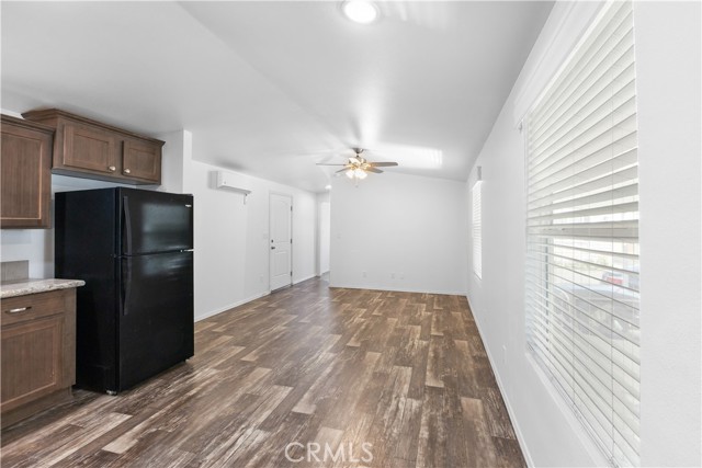 22600 Normandie Ave. #6, Torrance CA: https://media.crmls.org/medias/31ccd9fa-0198-44f9-a1e2-267341ee5273.jpg