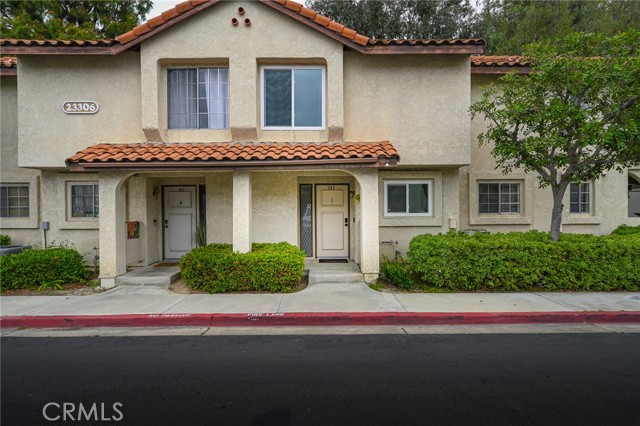 Detail Gallery Image 2 of 17 For 23306 La Mar #C,  Mission Viejo,  CA 92691 - 2 Beds | 2/1 Baths