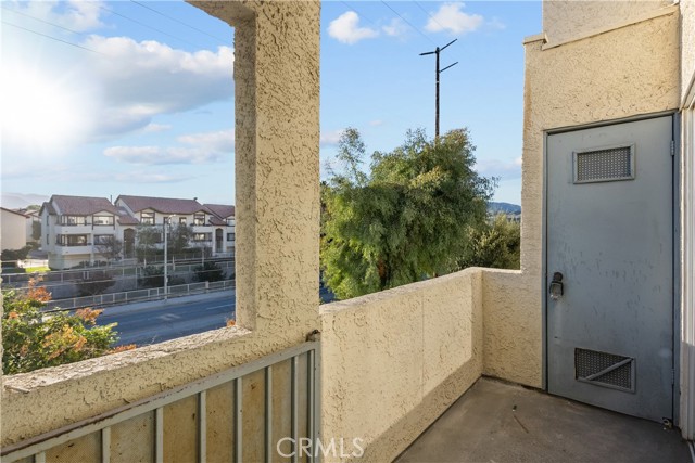 Detail Gallery Image 26 of 26 For 18209 Sierra #4,  Canyon Country,  CA 91351 - 2 Beds | 2 Baths