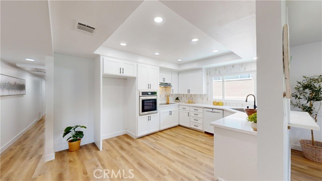 1354 Shadow Lane, Fullerton CA: https://media.crmls.org/medias/31ce3d8d-ac6d-4979-b59e-ac06fe738aef.jpg