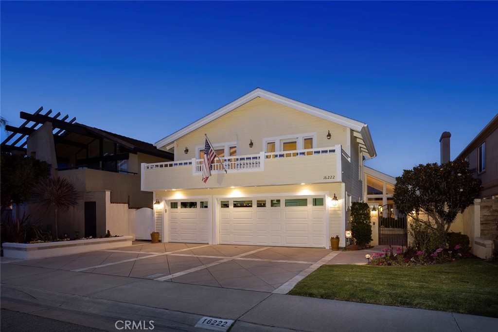 16222 Wayfarer Lane, Huntington Beach, CA 92649