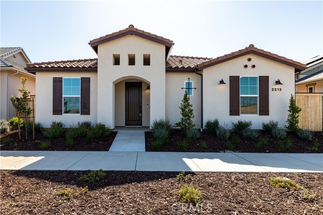 Detail Gallery Image 2 of 49 For 2213 Clubhouse Drive, Paso Robles,  CA 93446 - 3 Beds | 2 Baths