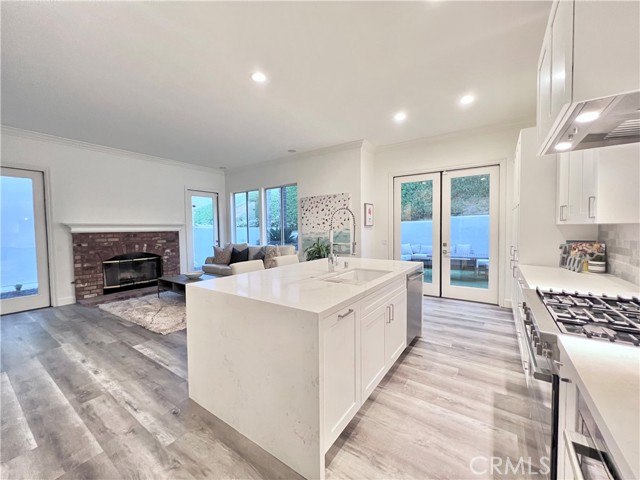 Detail Gallery Image 7 of 19 For 3658 Calle Jazmin, Calabasas,  CA 91302 - 4 Beds | 2/1 Baths