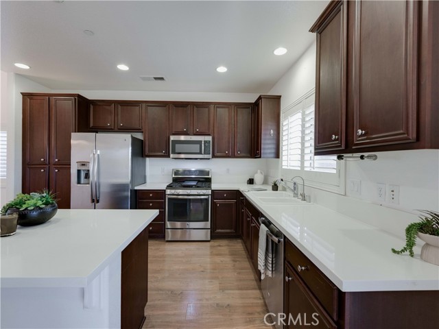 Detail Gallery Image 6 of 25 For 2720 Wensley Ave, El Centro,  CA 92243 - 4 Beds | 2 Baths