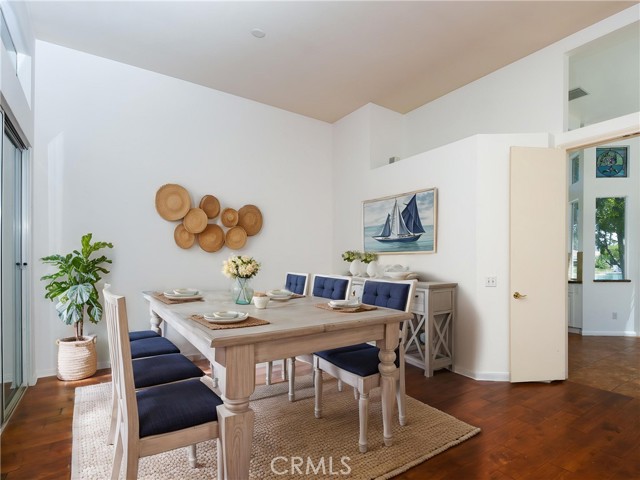 Detail Gallery Image 3 of 39 For 38749 Muirfield Dr, Murrieta,  CA 92562 - 3 Beds | 3/1 Baths