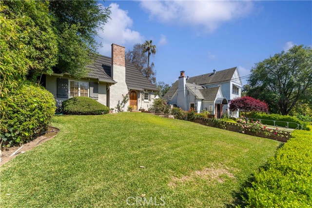 1194 Avoca Avenue, Pasadena CA: https://media.crmls.org/medias/31d0860f-c500-472f-bfde-7fedc4600168.jpg