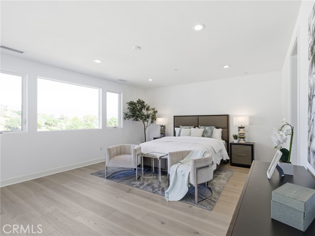 Detail Gallery Image 31 of 48 For 22849 W Seaqua Cir, Chatsworth,  CA 91311 - 6 Beds | 6/1 Baths