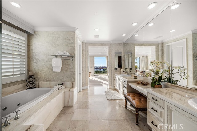 Detail Gallery Image 25 of 55 For 9 Vista Alberi, Newport Coast,  CA 92657 - 6 Beds | 6/1 Baths