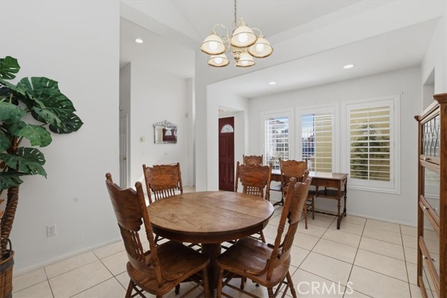 Detail Gallery Image 10 of 42 For 5935 Kings Ranch, Riverside,  CA 92505 - 4 Beds | 2 Baths