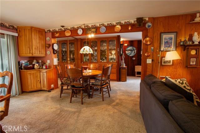 Detail Gallery Image 7 of 28 For 31510 Overhill Dr., Running Springs,  CA 92382 - 3 Beds | 3 Baths