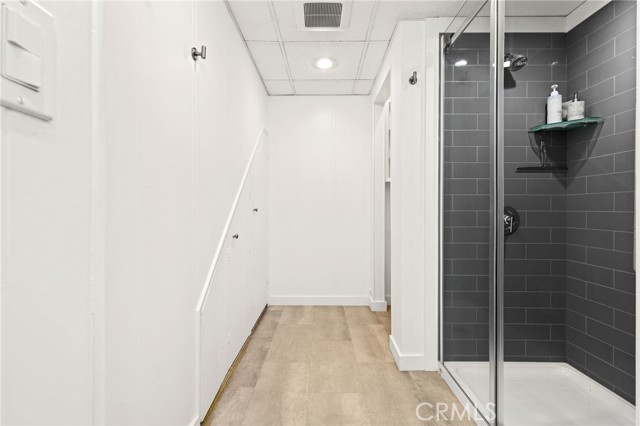 1800 Highland Avenue, Manhattan Beach CA: https://media.crmls.org/medias/31d1b8ce-4768-4ac7-b63f-c0db418ad9d9.jpg