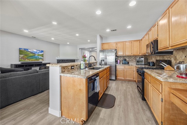 35511 Crest Meadow Drive, Wildomar CA: https://media.crmls.org/medias/31d21725-693f-4f18-917a-94a95aedc9db.jpg
