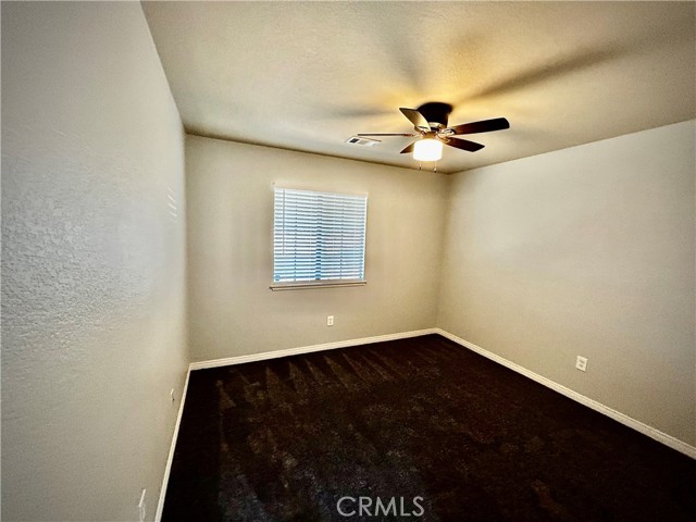 Detail Gallery Image 10 of 30 For 16240 Sycamore St, Hesperia,  CA 92345 - 3 Beds | 2 Baths