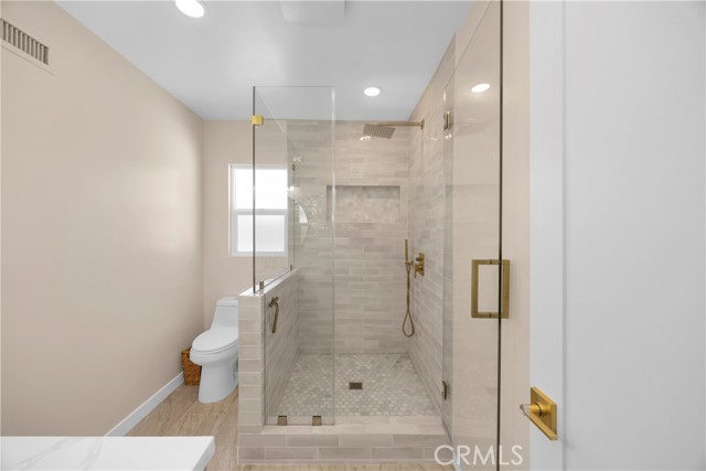 2430 Marber Avenue, Long Beach CA: https://media.crmls.org/medias/31d31b43-21b6-4c4a-833f-200b49bc4761.jpg