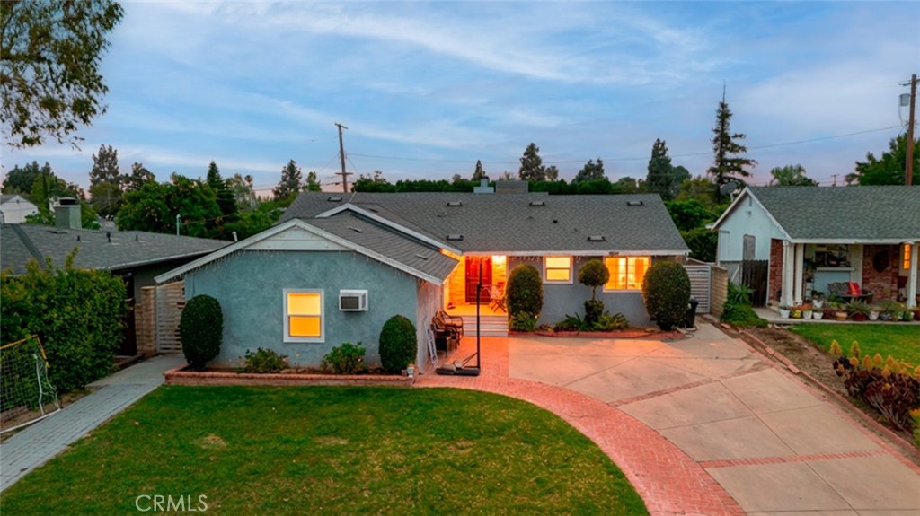 17242 Horace Street