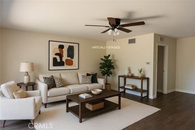 Detail Gallery Image 4 of 16 For 5270 E Anaheim Unit 2 St, Long Beach,  CA 90815 - 2 Beds | 1 Baths