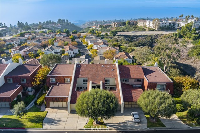 89 Cresta Verde, Rolling Hills Estates, California 90275, 3 Bedrooms Bedrooms, ,2 BathroomsBathrooms,Residential,Sold,Cresta Verde,PV23000101