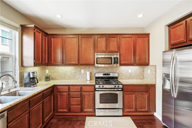Detail Gallery Image 12 of 48 For 4437 Owens St #104,  Corona,  CA 92883 - 2 Beds | 2/1 Baths