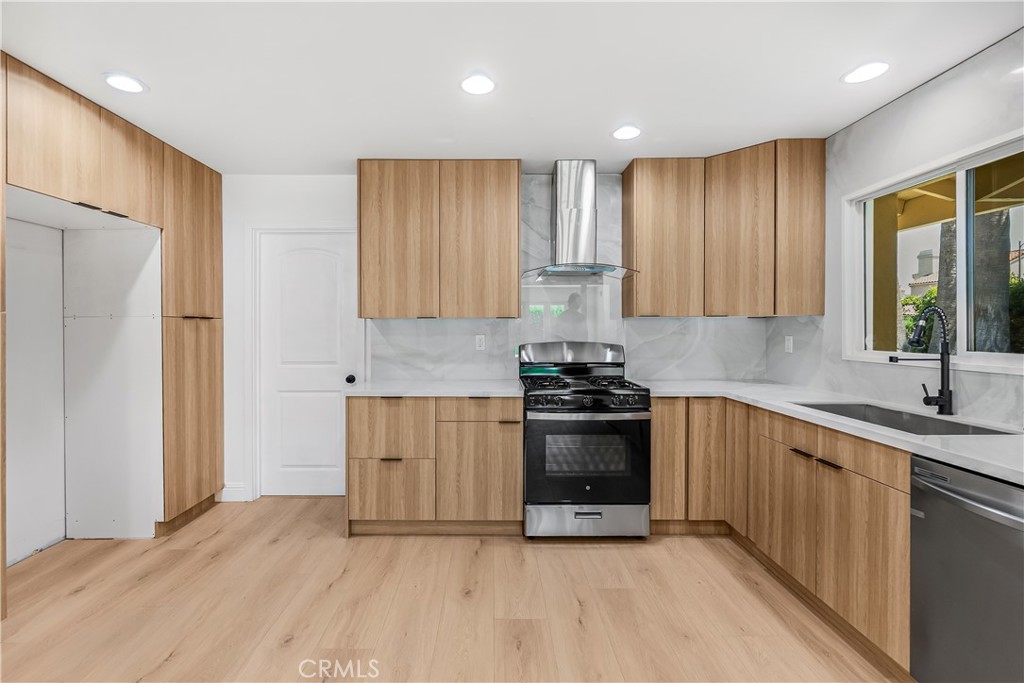 MLS #SR26171188 image #5