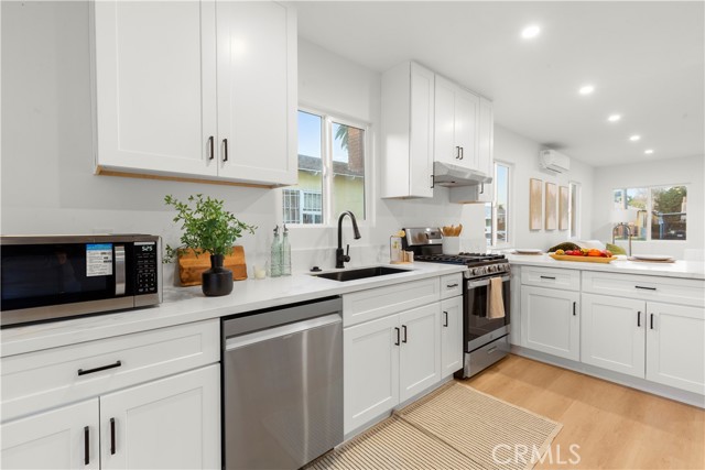 Detail Gallery Image 20 of 25 For 1330 E 56th, Long Beach,  CA 90805 - 2 Beds | 1 Baths