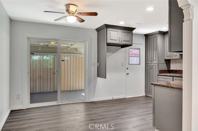 Detail Gallery Image 8 of 38 For 17053 Roscoe Bld #3,  Northridge,  CA 91325 - 2 Beds | 2 Baths