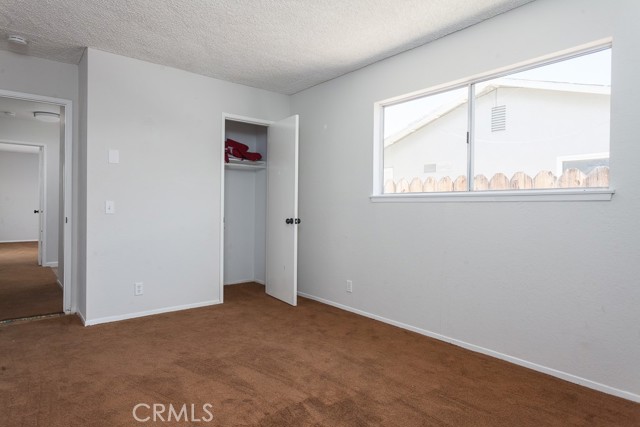 Detail Gallery Image 13 of 21 For 21449 Applewood Dr, California City,  CA 93505 - 5 Beds | 2 Baths