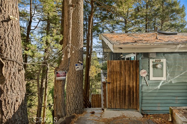 Detail Gallery Image 44 of 46 For 999 Mercury Way, Crestline,  CA 92325 - 4 Beds | 3/1 Baths