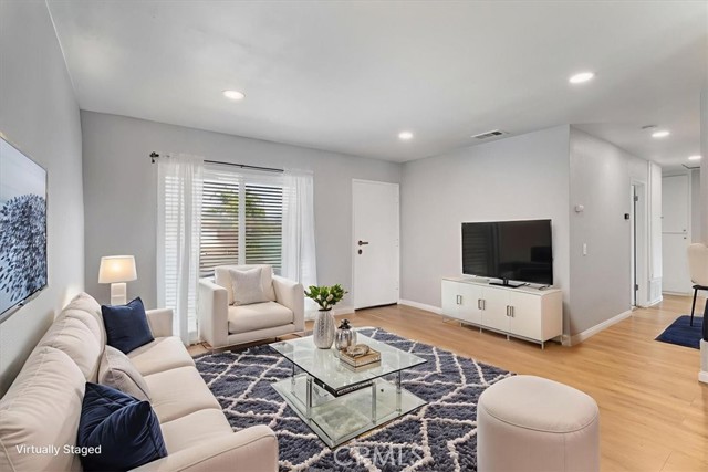 Detail Gallery Image 10 of 63 For 806 S Sandalwood Ave, Bloomington,  CA 92316 - 3 Beds | 2 Baths