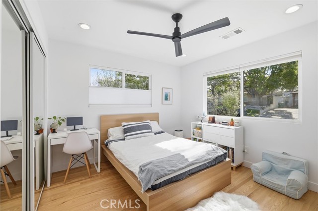 Detail Gallery Image 21 of 37 For 7337 W 88th St, Los Angeles,  CA 90045 - 4 Beds | 4 Baths