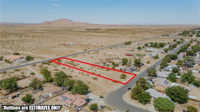 16113 Mossdale Avenue, Lake Los Angeles CA: https://media.crmls.org/medias/31d78fa4-a256-4fa2-8051-d4af13aae9a4.jpg