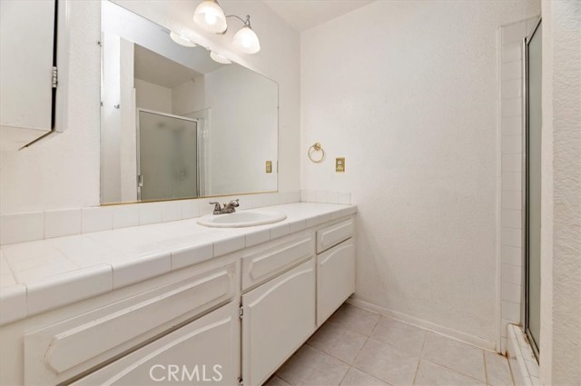 8853 Dufferin Avenue, Riverside CA: https://media.crmls.org/medias/31d7ba7e-d7e9-454f-a4b4-2fcb5b88d780.jpg