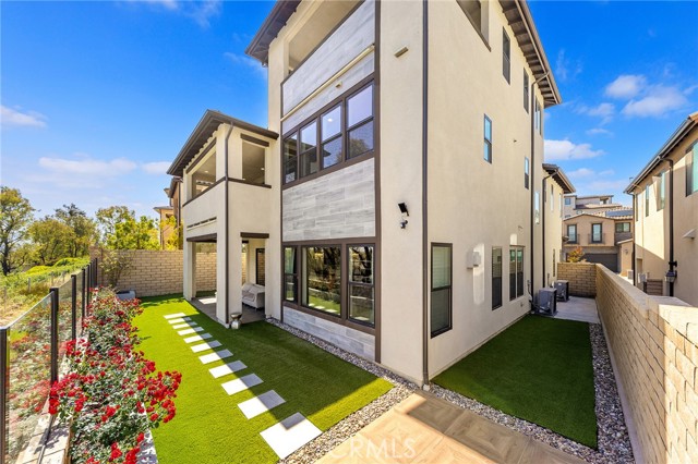 Detail Gallery Image 57 of 75 For 27 Alessio, Lake Forest,  CA 92630 - 5 Beds | 4/2 Baths