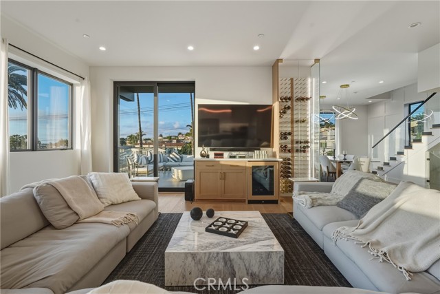 Detail Gallery Image 22 of 41 For 626 Longfellow, Hermosa Beach,  CA 90254 - 4 Beds | 5 Baths