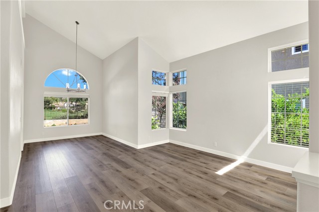 14 Reata, Rancho Santa Margarita CA: https://media.crmls.org/medias/31da3763-c071-4803-b2b8-c64992a3986f.jpg